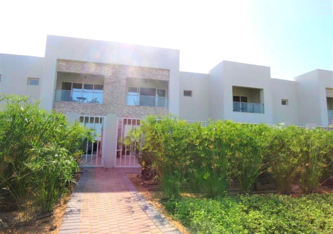 Holiday Home 3 Bedroom Seaview Ras al-Khaimah Luaran gambar