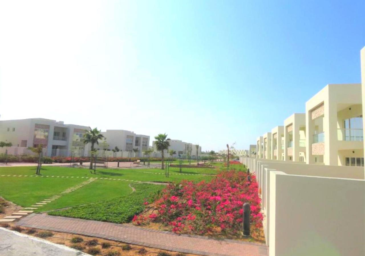 Holiday Home 3 Bedroom Seaview Ras al-Khaimah Luaran gambar