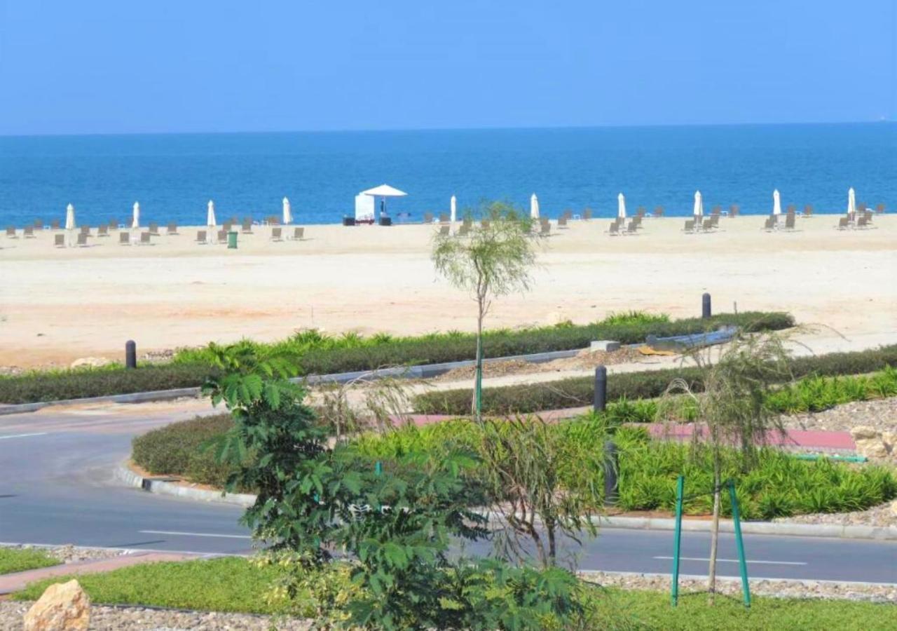 Holiday Home 3 Bedroom Seaview Ras al-Khaimah Luaran gambar