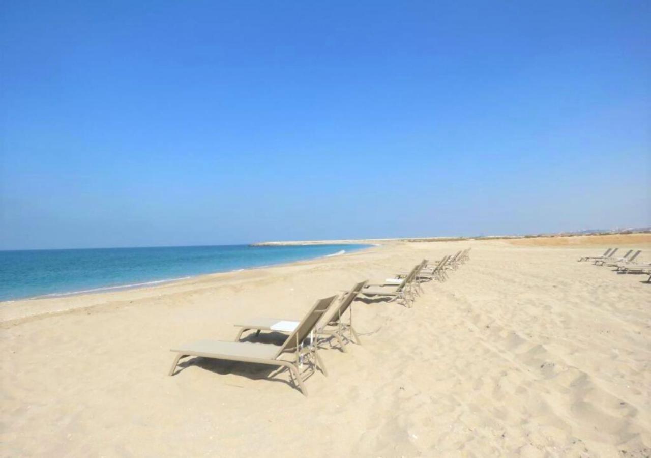 Holiday Home 3 Bedroom Seaview Ras al-Khaimah Luaran gambar