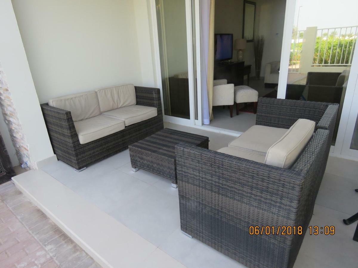 Holiday Home 3 Bedroom Seaview Ras al-Khaimah Luaran gambar