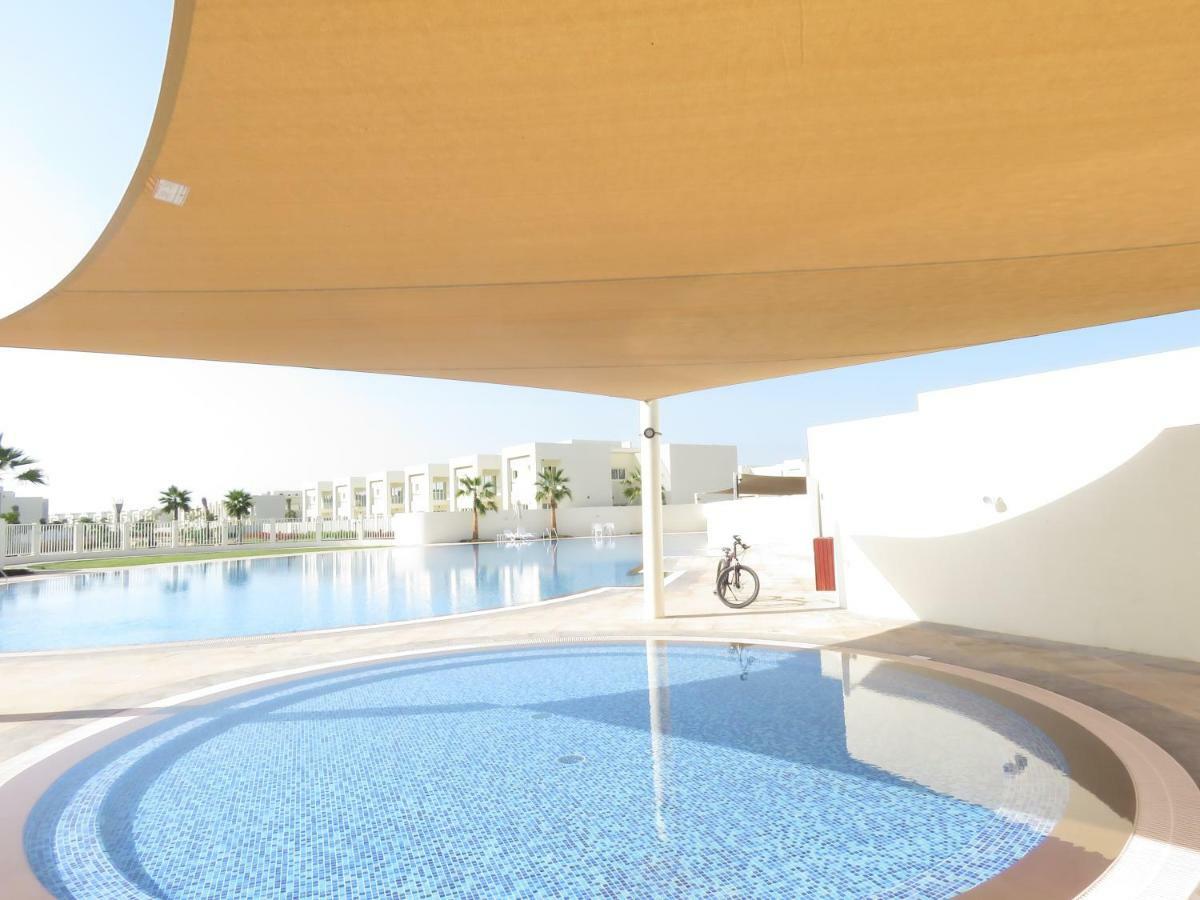 Holiday Home 3 Bedroom Seaview Ras al-Khaimah Luaran gambar